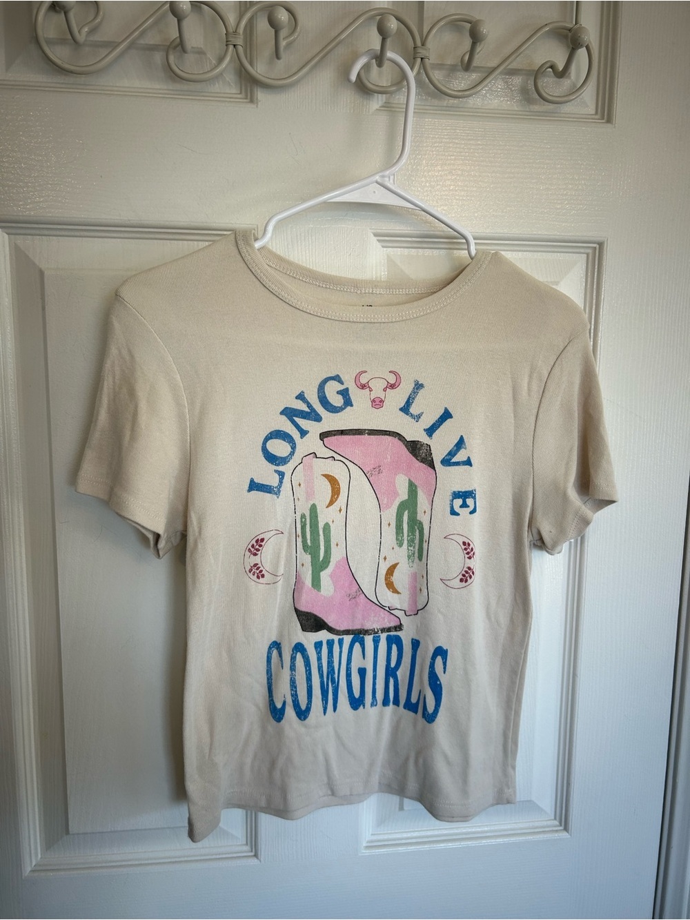 Long Live Cowgirls Graphic Tee - Cream with Pink & Blue Print Size S